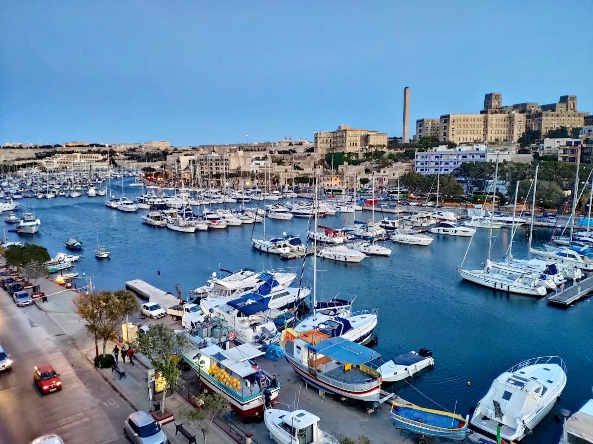 2 Bedroom, Central And Spacious Apartment With Sea View - 2 Msida Exterior photo