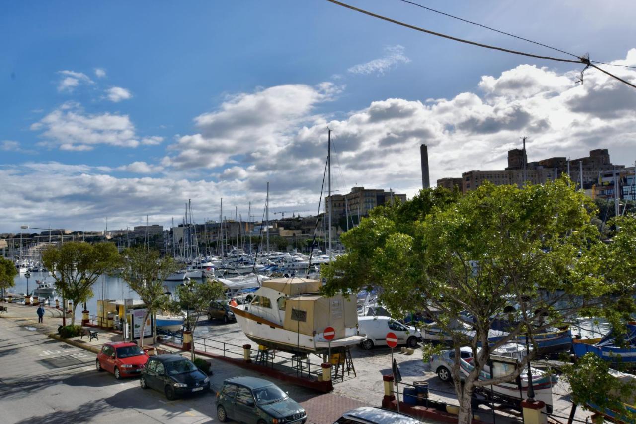 2 Bedroom, Central And Spacious Apartment With Sea View - 2 Msida Exterior photo